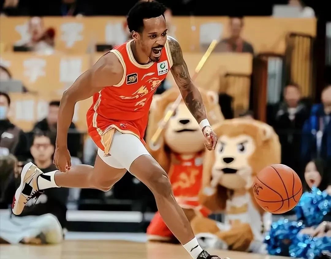 中国官网-包含国王杯今晚再迎强敌，广厦男篮复出首秀，主帅态度：信心回归，球队文化再被提及的词条